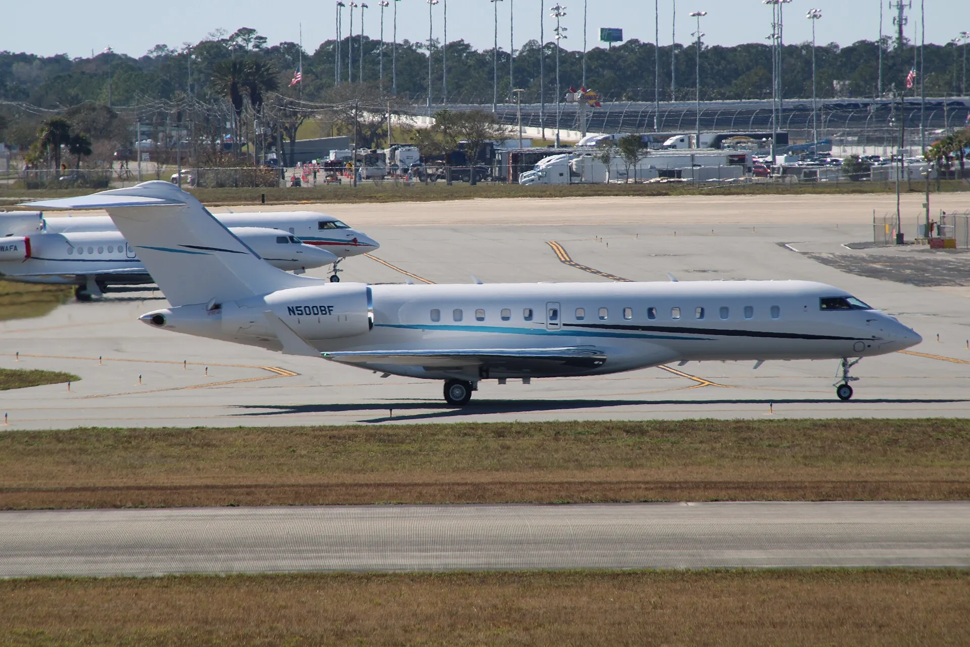 A Global 6000, second view