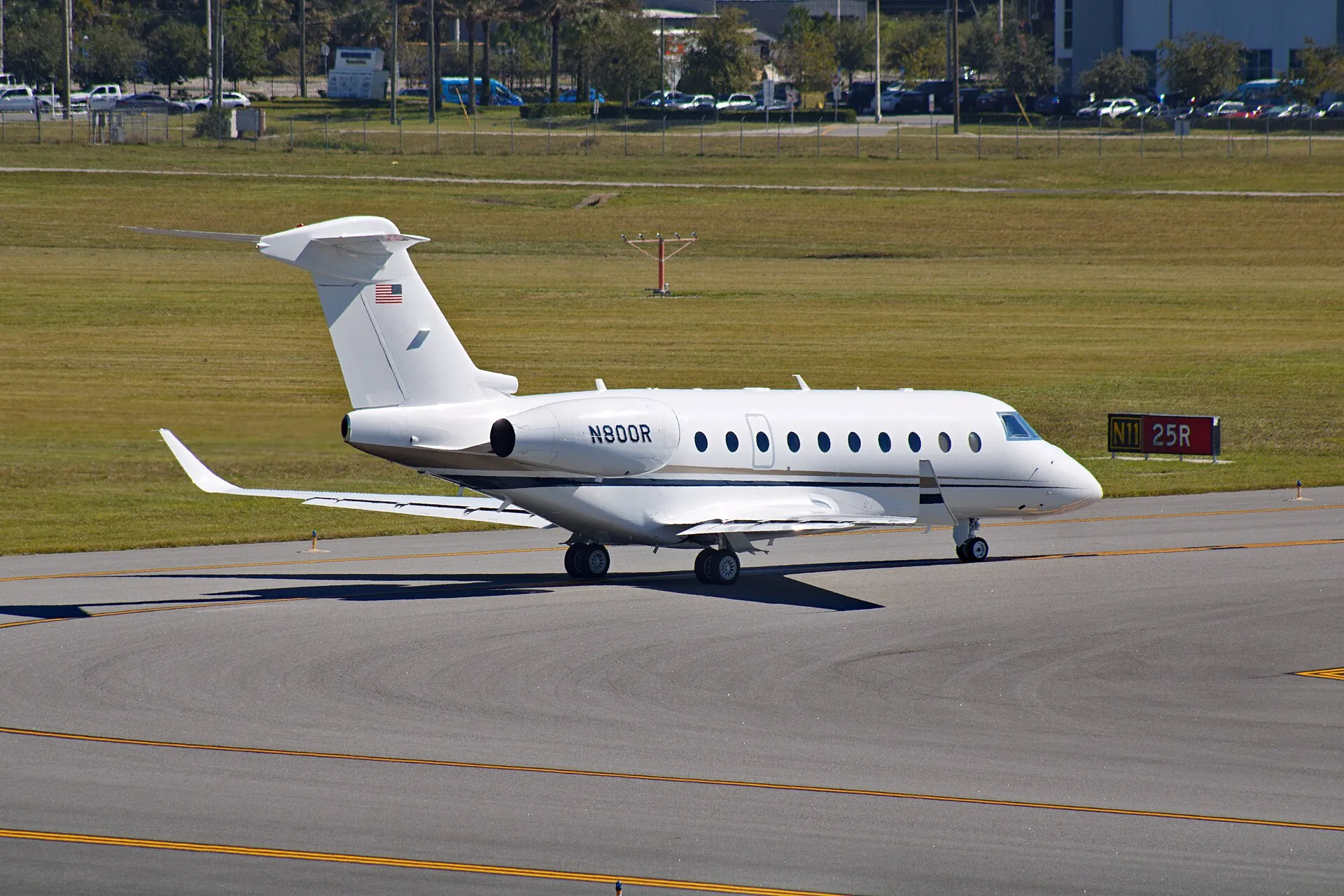 A Gulfstream G280, second view