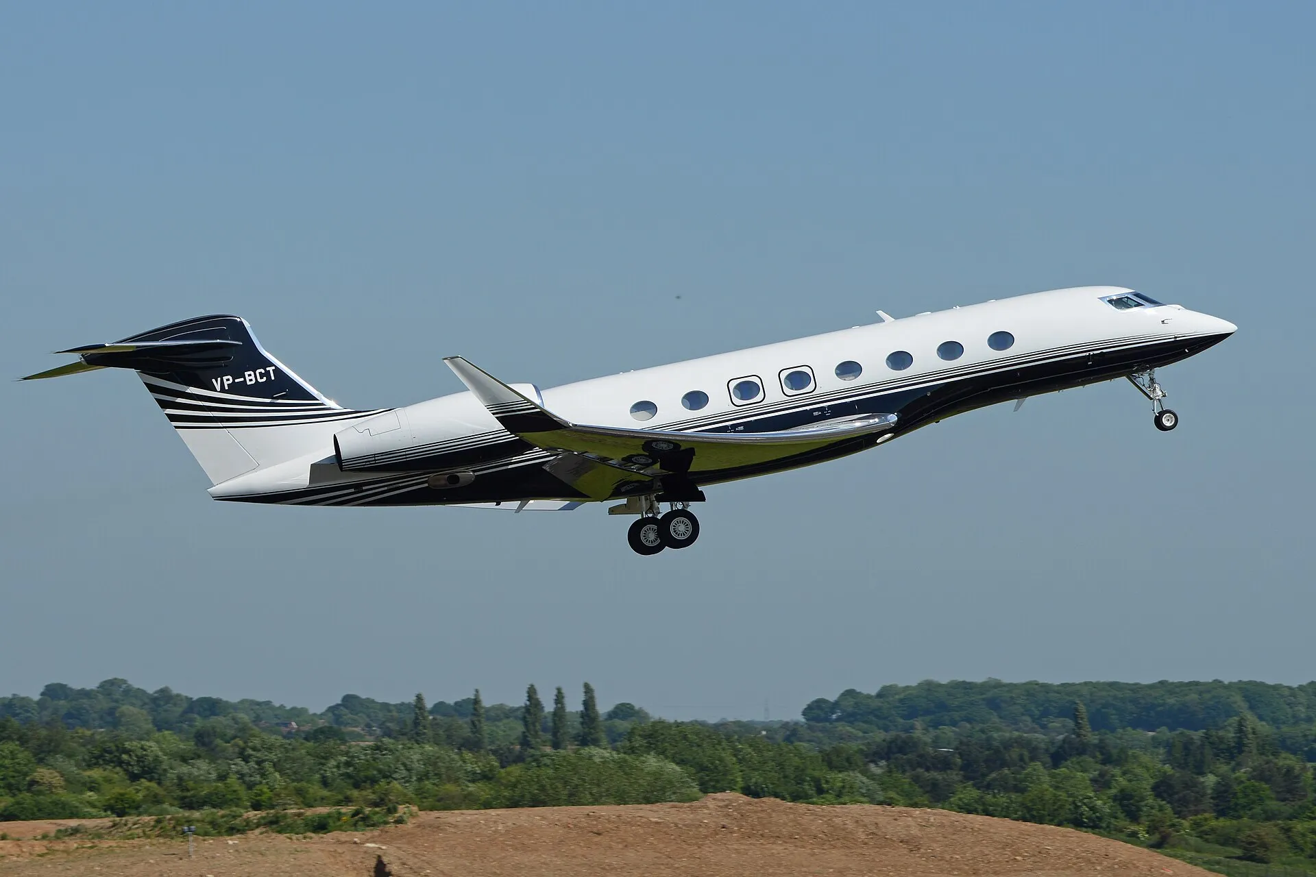 A Gulfstream G650ER, second view