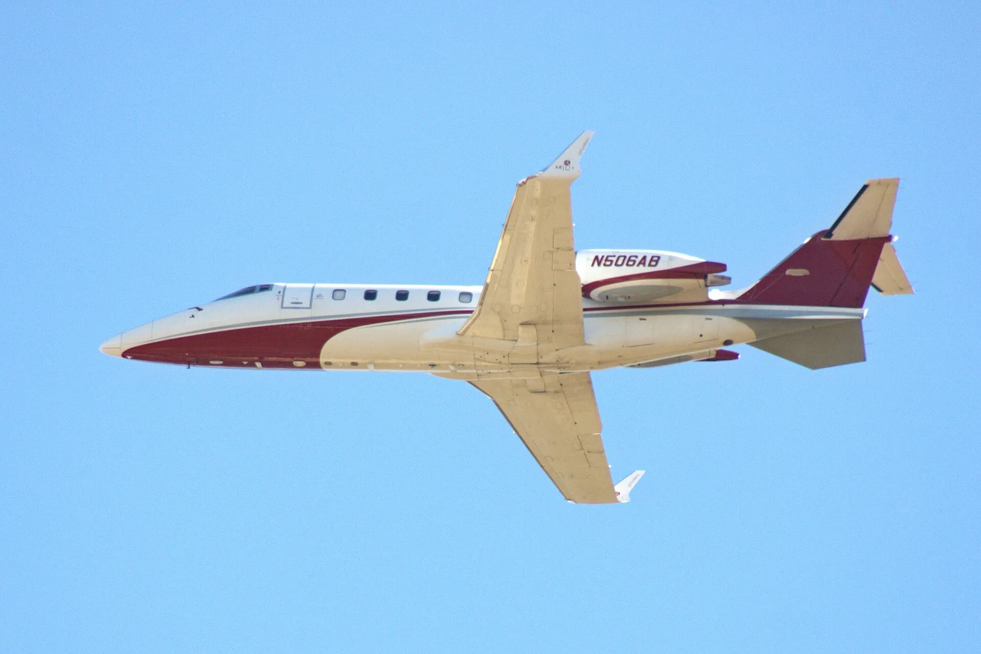 A Learjet 60XR in service, photographed from the side