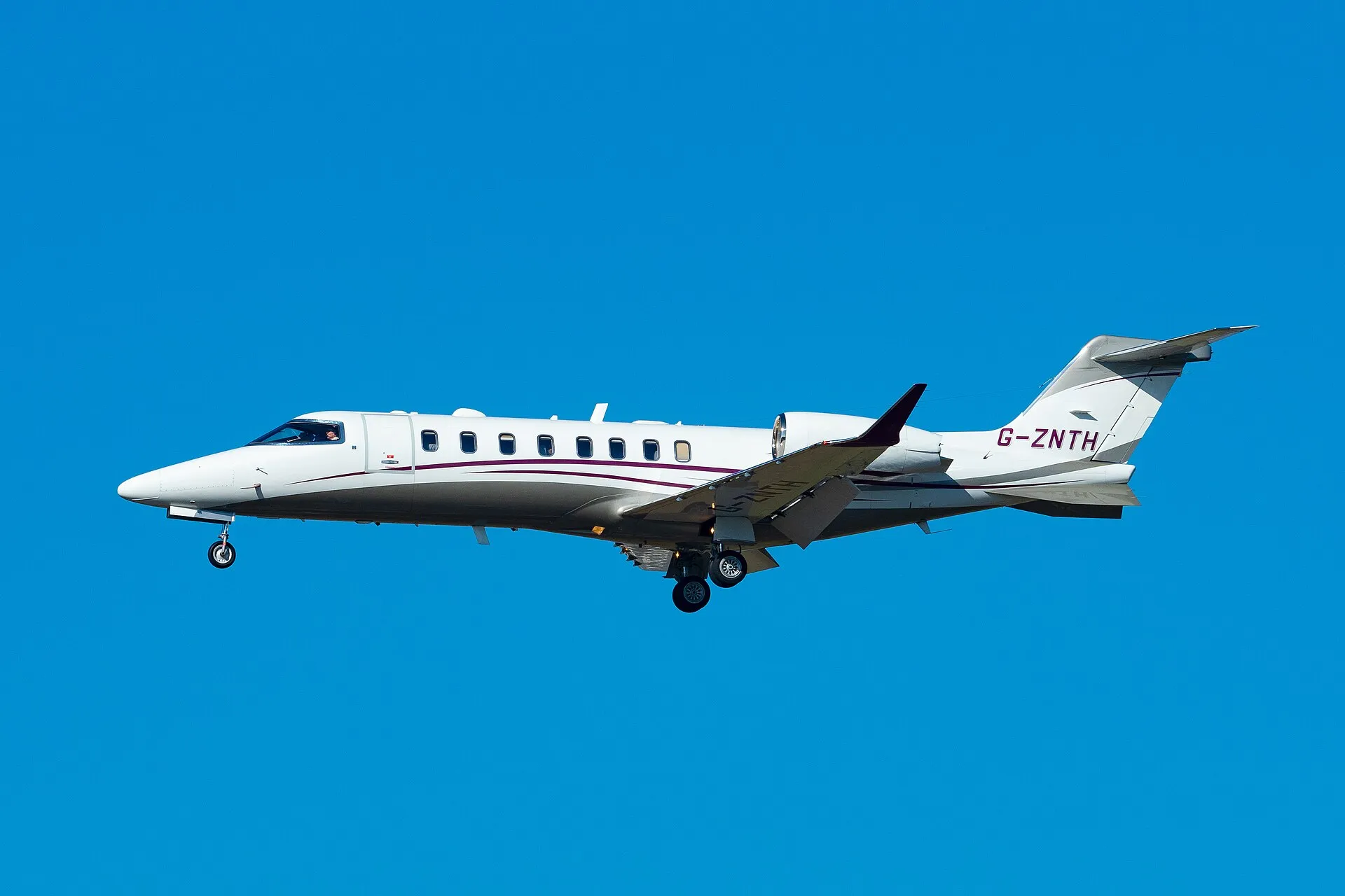 A Learjet 75 Liberty, second view