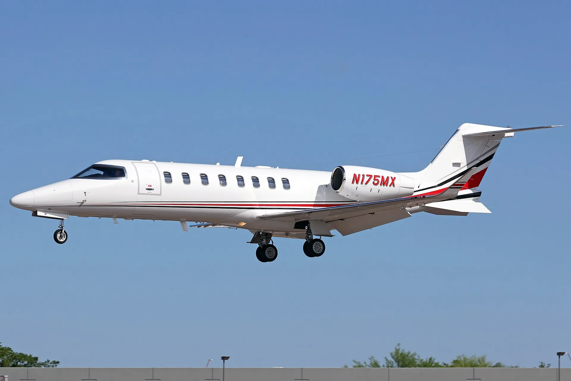 A Learjet 75 Liberty, second view